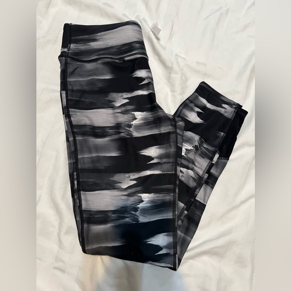 Workout leggings - Picture 1 of 3